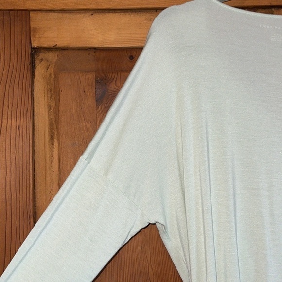 American Eagle Sage green Modal Long Sleeve Blouse Sz. MD - Picture 6 of 11